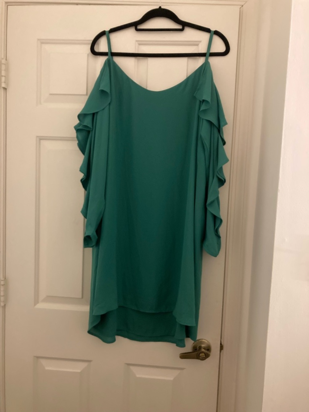 LOFT Plus Green Cold-Shoulder Ruffle Shift Dress - Picture 5 of 5